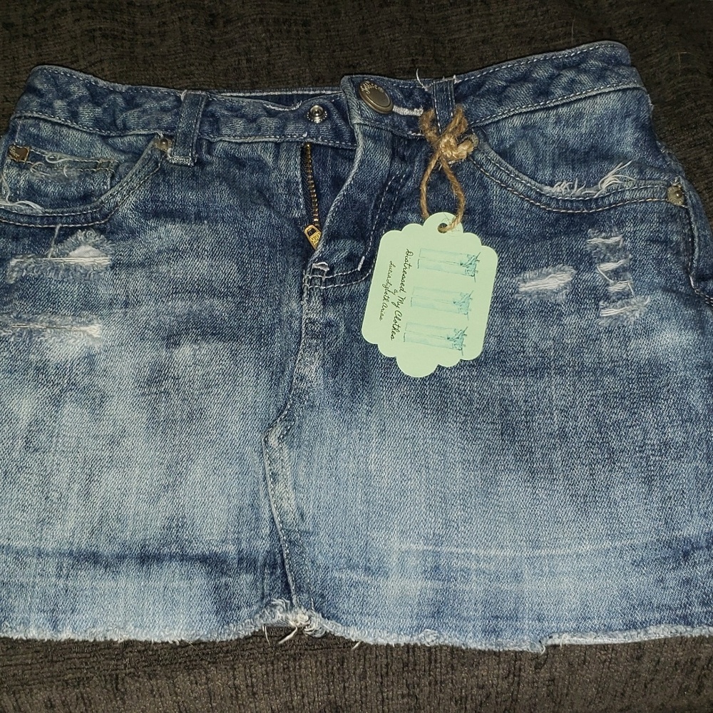 Girls skirt
